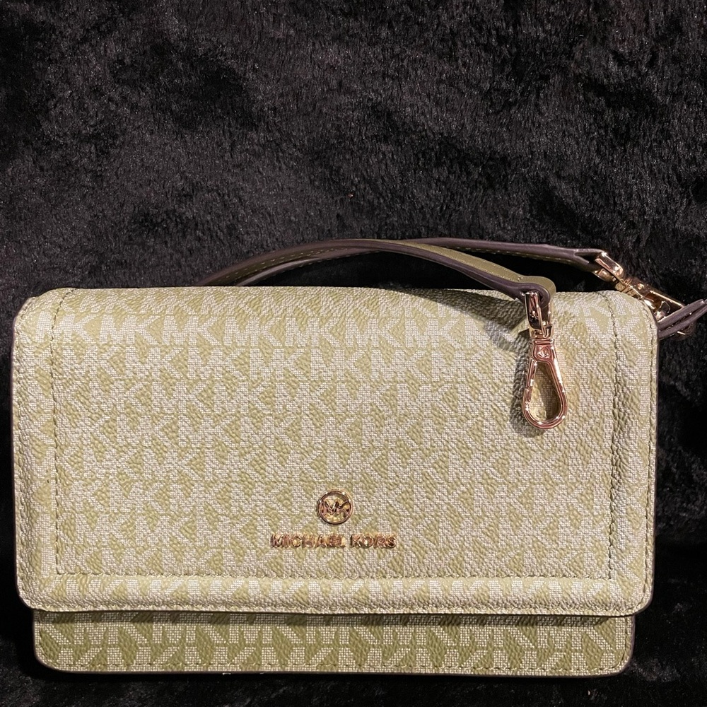 Michael Kors Jet set logo smartphone Crossbody Bag